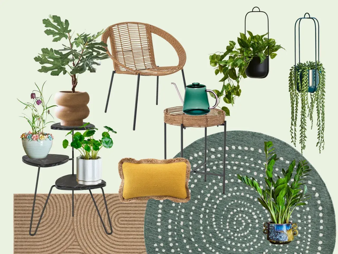Un accogliente giardino sul terrazzo piccolo con sedia in rattan, piante rigogliose, un annaffiatoio verde e un tappeto decorativo.